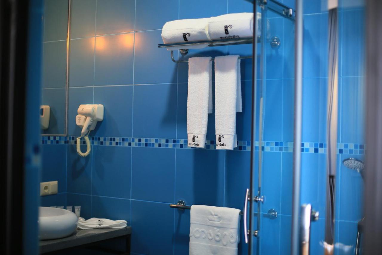 Otakhebi Hotell Sarpi Eksteriør bilde