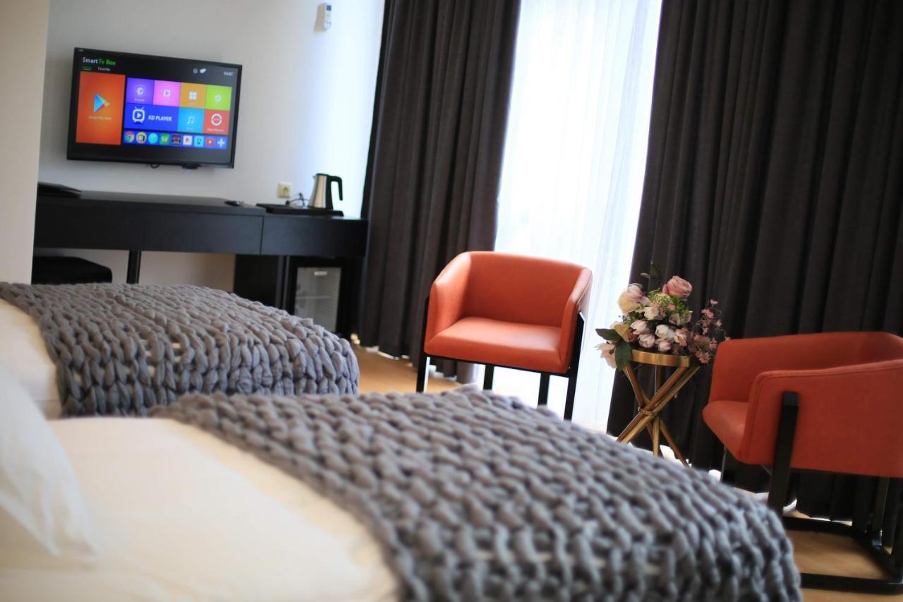 Otakhebi Hotell Sarpi Eksteriør bilde