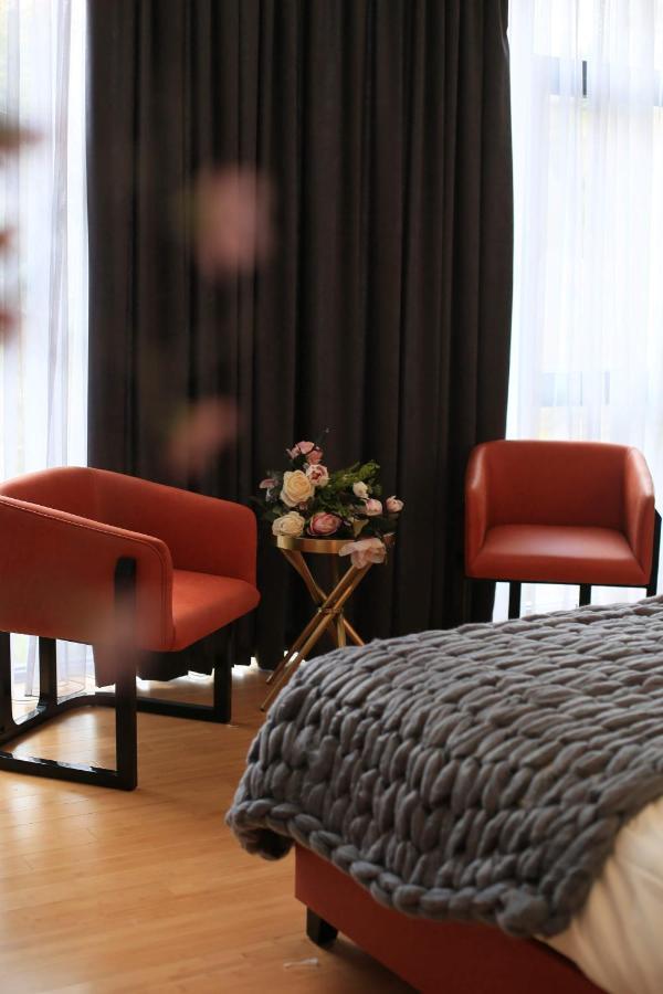 Otakhebi Hotell Sarpi Eksteriør bilde